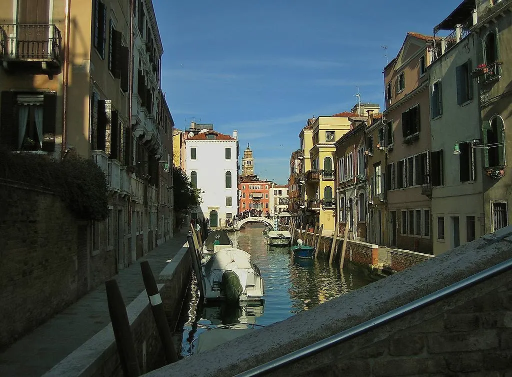 Apartment Appartamento Corte Bragadin Venice