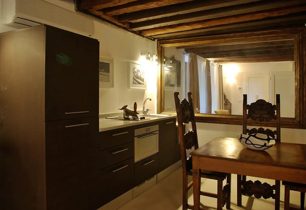 Apartment Appartamento Corte Bragadin Venice Italy